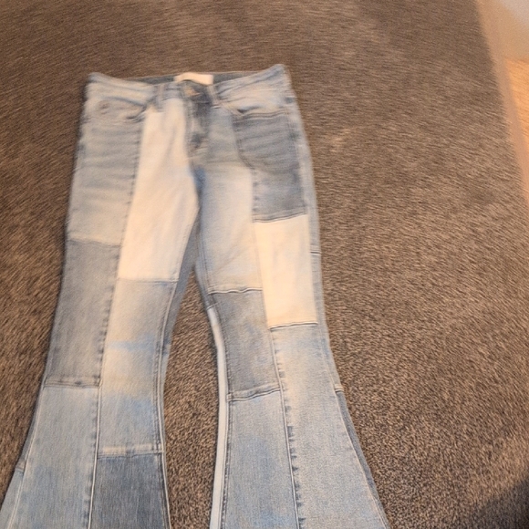 Vervet Patchwork Flare Jeans - Blue - Picture 4 of 11